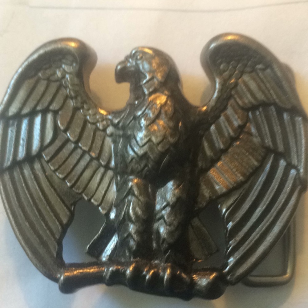 FINAL MARKDOWN Majestic eagle belt buckle